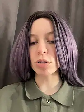 Snapshot of RinaMood chatting on March 11, 12:28 pm RinaMood online show from March 11, 12:28 pm