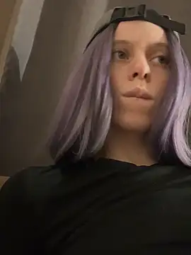 Snapshot of RinaMood chatting on March 22, 2:47 pm RinaMood online show from March 22, 2:47 pm