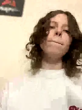 Snapshot of RinaMood chatting on October 15, 11:21 am RinaMood online show from October 15, 11:21 am