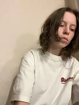 Snapshot of RinaMood chatting on October 21, 11:00 am RinaMood online show from October 21, 11:00 am