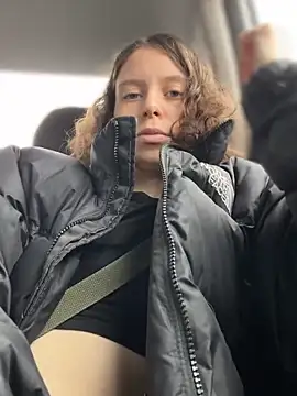 Snapshot of RinaMood chatting on October 29, 6:04 am RinaMood online show from October 29, 6:04 am