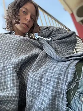 Snapshot of RinaMood chatting on November 27, 3:19 am RinaMood online show from November 27, 3:19 am