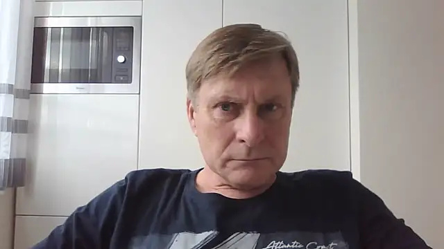 johnnym1 online show from February 10, 1:04 pm