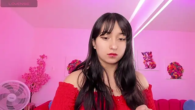 Snapshot of Miss_dolly_ chatting on December 3, 12:27 pm Miss dolly  online show from December 3, 12:27 pm