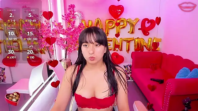 Snapshot of Miss_dolly_ chatting on February 14, 11:31 am Miss dolly  online show from February 14, 11:31 am