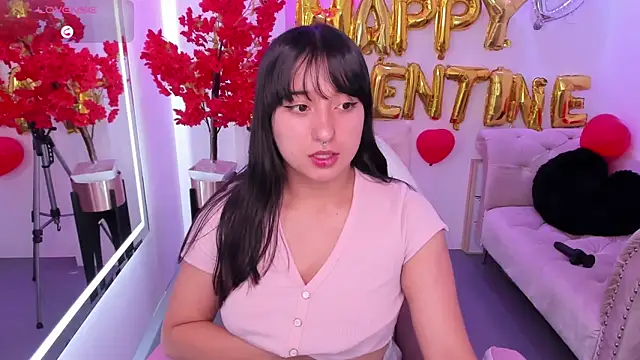 Snapshot of Miss_dolly_ chatting on February 18, 3:10 am Miss dolly  online show from February 18, 3:10 am