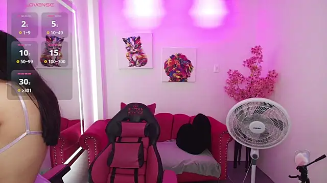 Snapshot of Miss_dolly_ chatting on September 25, 12:31 pm Miss dolly  online show from September 25, 12:31 pm