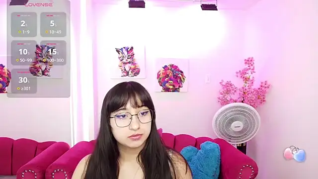 Snapshot of Miss_dolly_ chatting on September 27, 12:43 pm Miss dolly  online show from September 27, 12:43 pm