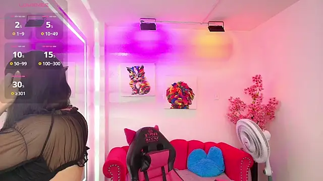 Snapshot of Miss_dolly_ chatting on October 7, 12:35 pm Miss dolly  online show from October 7, 12:35 pm