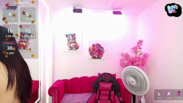 Snapshot of Miss_dolly_ chatting on October 27, 12:31 pm Miss dolly  online show from October 27, 12:31 pm