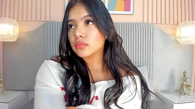 sarita hills online show from December 7, 11:40 am