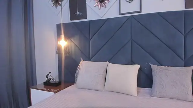 sarita hills online show from December 11, 3:56 am