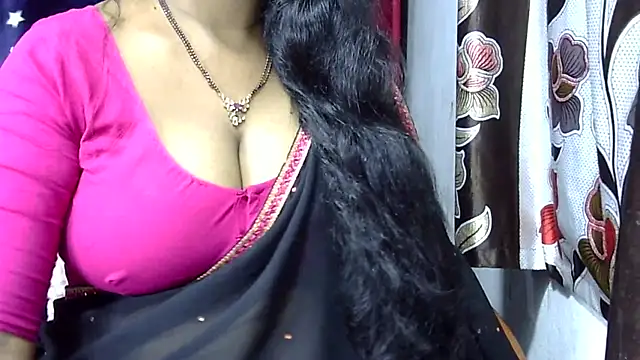 Snapshot of samyukthapuretelugu chatting on March 22, 5:17 am samyukthapuretelugu online show from March 22, 5:17 am