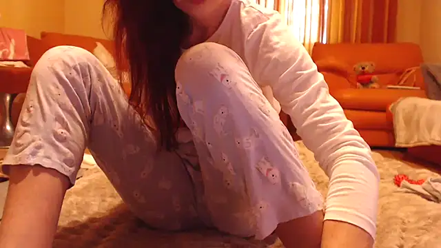 Snapshot of LovelyAndraGirl chatting on July 2, 9:37 am LovelyAndraGirl online show from July 2, 9:37 am