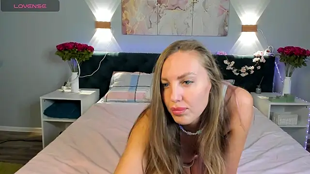 Snapshot of Kelly_Hardy chatting on March 21, 1:02 am Kelly Hardy online show from March 21, 1:02 am