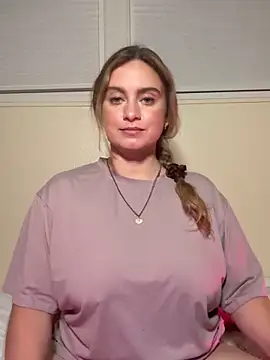 Sophie Raegan online show from May 5, 5:59 am