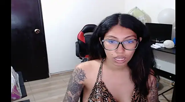 sofia rosse4 online show from December 3, 7:00 pm