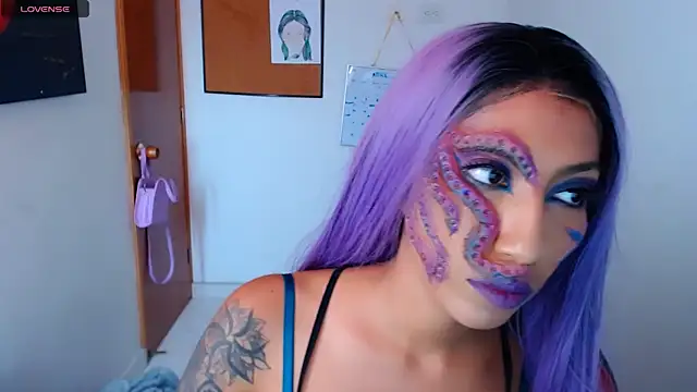 Snapshot of sofia_rosse4 chatting on April 15, 7:58 pm sofia rosse4 online show from April 15, 7:58 pm