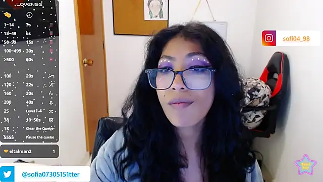 Snapshot of sofia_rosse4 chatting on May 13, 1:14 am sofia rosse4 online show from May 13, 1:14 am