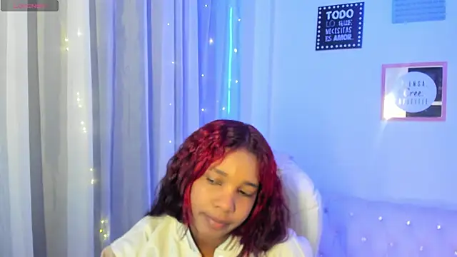 Snapshot of Miyako_10 chatting on October 17, 12:01 am Miyako 10 online show from October 17, 12:01 am