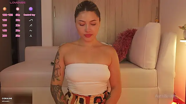 AyraSmith  online show from February 20, 10:59 pm