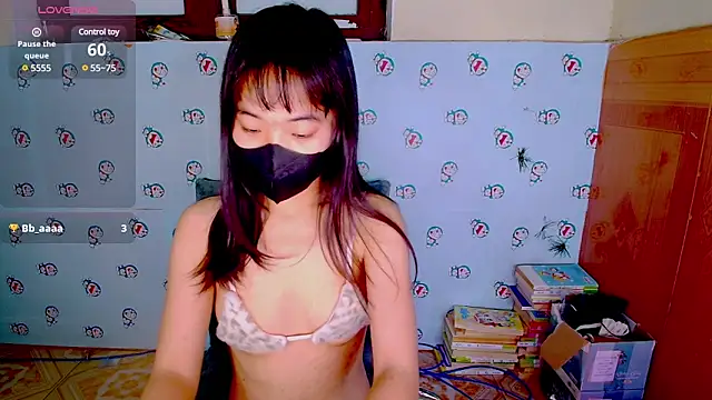   Saphia   online show from January 24, 2:08 pm