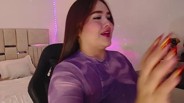 KimGeorgia  online show from February 25, 11:11 pm