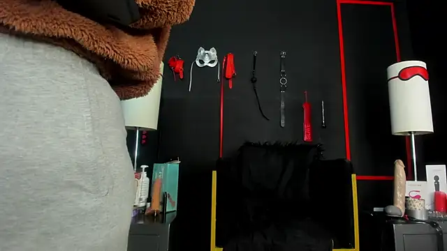 CharlotteScotte online show from January 13, 11:59 am