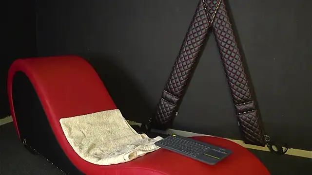 CelineConner online show from February 16, 5:14 am