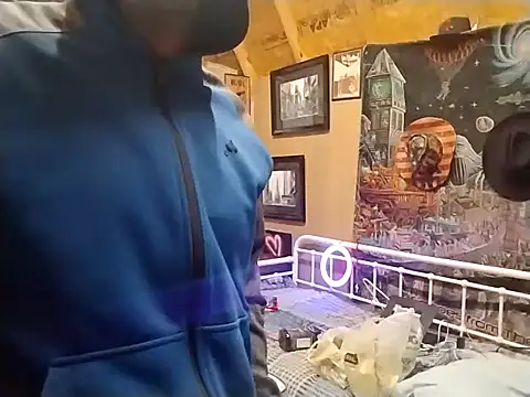 Snapshot of AlphaAlluring69 chatting on December 8, 4:25 am AlphaAlluring69 online show from December 8, 4:25 am