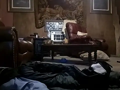 Snapshot of AlphaAlluring69 chatting on March 6, 1:35 am AlphaAlluring69 online show from March 6, 1:35 am