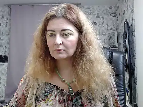 Helen1974 online show from December 4, 8:51 pm