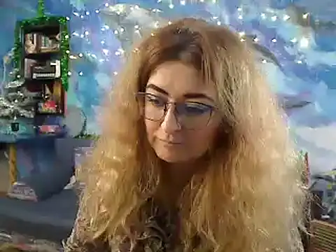 Helen1974 online show from December 24, 9:00 pm