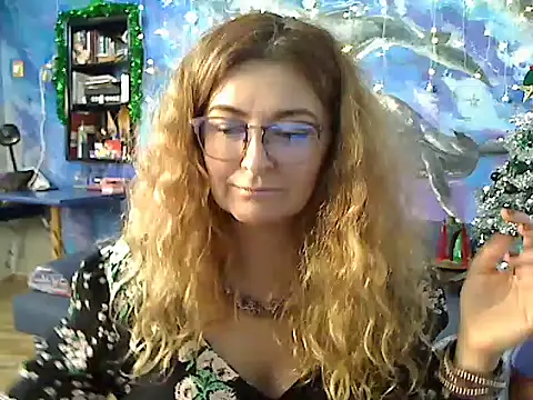 Helen1974 online show from January 5, 9:05 am