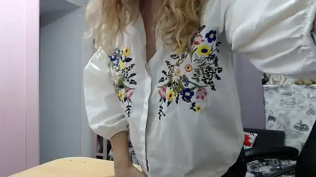 Helen1974 online show from January 19, 2:49 pm