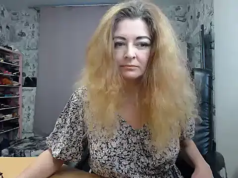 Helen1974 online show from March 12, 3:18 pm