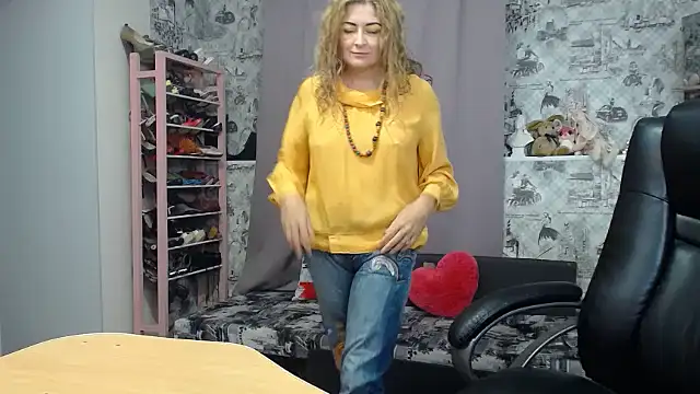 Helen1974 online show from October 6, 5:54 pm