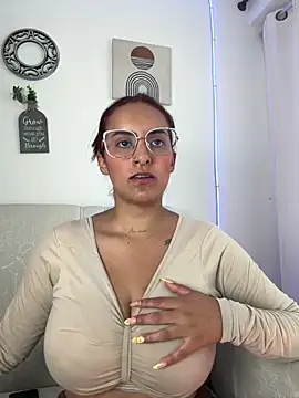 Seized lust online show from March 18, 5:05 pm