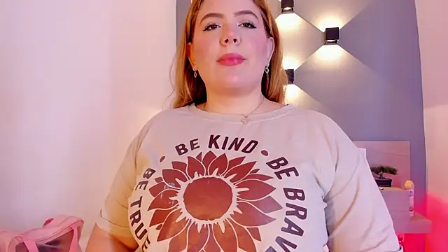 sophiarossee  online show from January 27, 12:37 pm