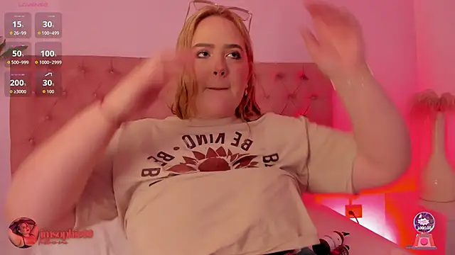 sophiarossee  online show from September 10, 12:05 pm