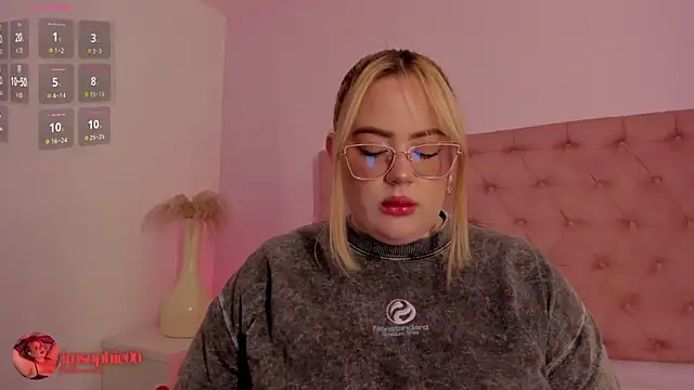 sophiarossee  online show from October 16, 12:17 pm