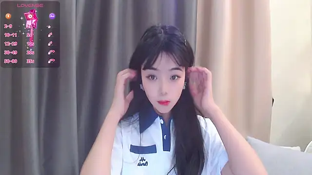 Snapshot of Duludulu_007 chatting on February 10, 6:09 am Duludulu 007 online show from February 10, 6:09 am