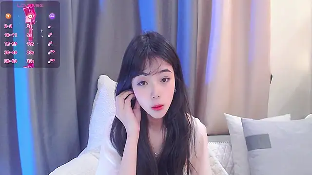 Snapshot of Duludulu_007 chatting on March 5, 6:44 am Duludulu 007 online show from March 5, 6:44 am