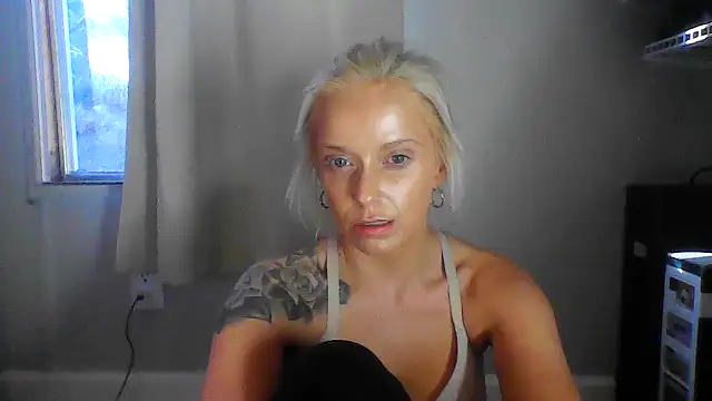 jaidenangel online show from April 10, 12:10 pm