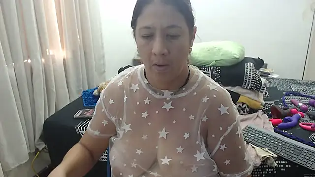 Snapshot of Anny_Smith69 chatting on September 11, 11:21 am Anny Smith69 online show from September 11, 11:21 am