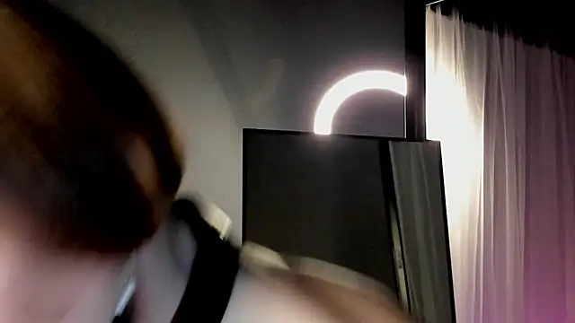 Snapshot of Dorothy_Meyer chatting on March 7, 11:29 am Dorothy Meyer online show from March 7, 11:29 am