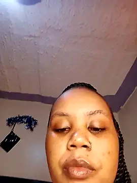 Snapshot of SexyTamarah chatting on March 17, 6:29 am SexyTamarah online show from March 17, 6:29 am