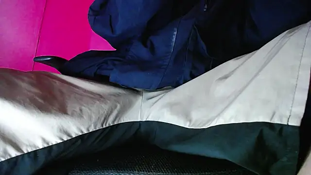 Snapshot of zacwatson_ chatting on November 9, 2:21 am zacwatson online show from November 9, 2:21 am