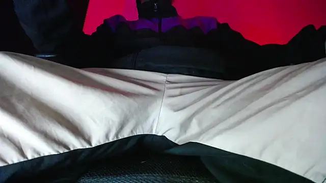 Snapshot of zacwatson_ chatting on November 13, 1:48 am zacwatson online show from November 13, 1:48 am