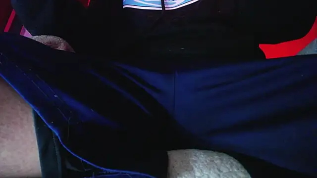 Snapshot of zacwatson_ chatting on December 5, 1:36 am zacwatson online show from December 5, 1:36 am